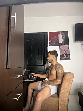 Enzomoretti__ webcam