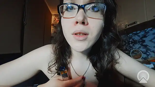 RachelSav webcam