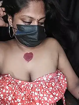 tamil_kanmani (F young) - Full nude in live for 3 mins