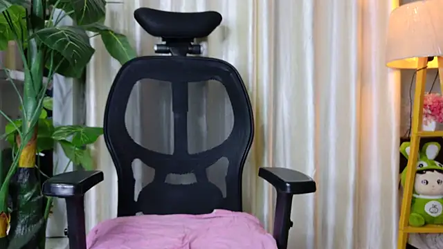 kiara_1122 webcam