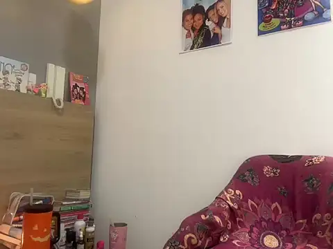 ChocolateCakeQueen webcam