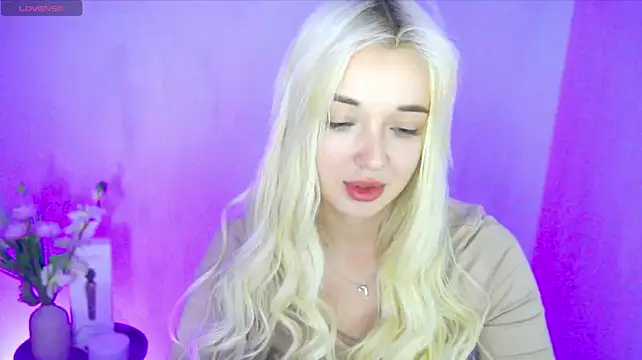 Ashley_S webcam