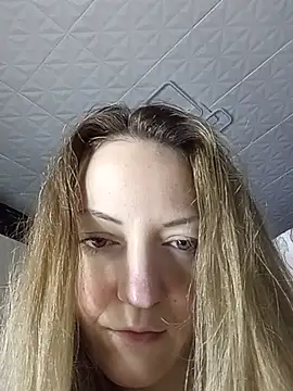 KattyLuuu webcam