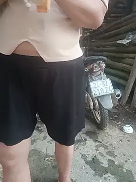 Diana_hi webcam