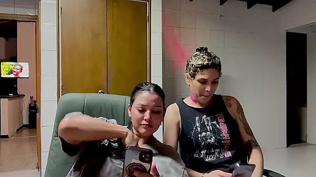 MarcellaGriffin webcam
