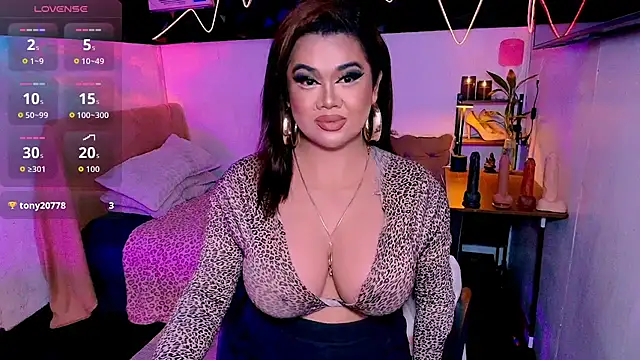 asiankatyhuge webcam