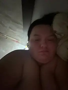 SunnyLeila2101 webcam