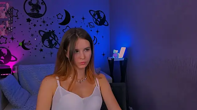 angie_foxy1