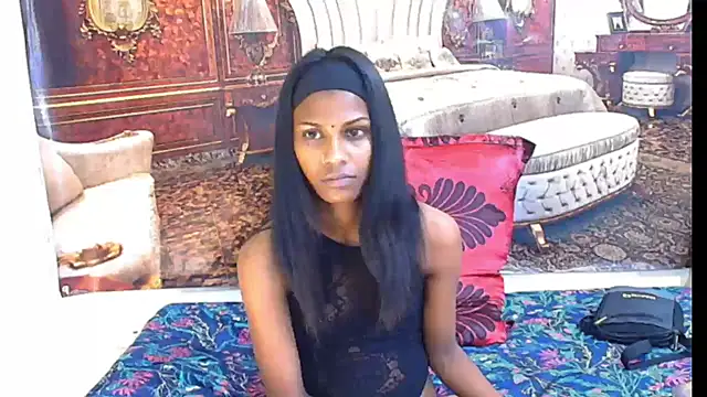 IndianSilkySpice webcam