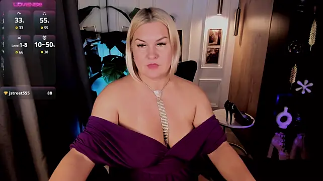 YolandaKiss webcam