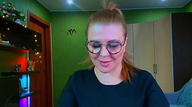 VeronikawGold live cam on StripChat