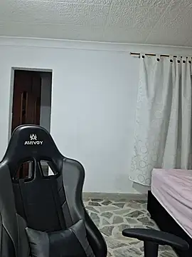 Tammy-Bliss webcam