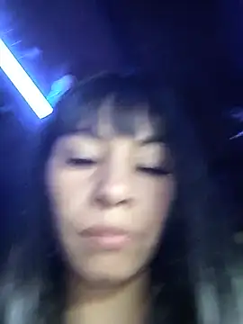 AnnaliOlsenX webcam