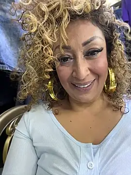 Katti_Barrera webcam