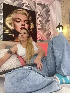 viktoria_davis_ webcam