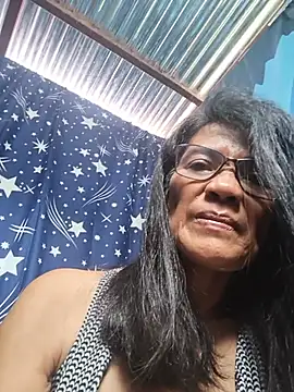 ImYourWoman_55 webcam