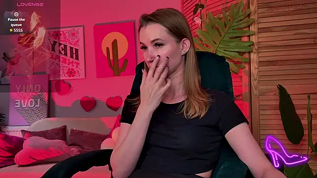 Megan_Rodgers webcam