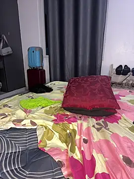 Mysterious_coco webcam