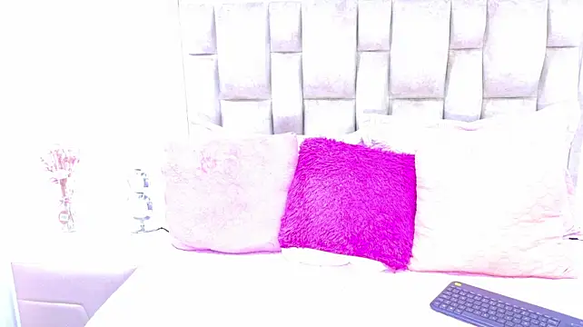 SarahBlakee_ webcam