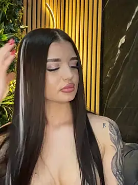 KenzieLou webcam
