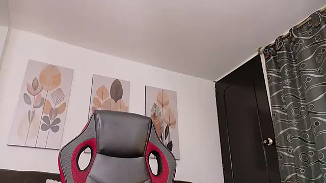 milu_razzo webcam