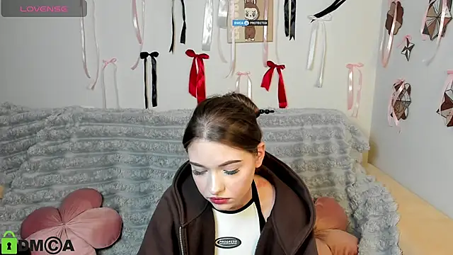 Veloraaaa webcam