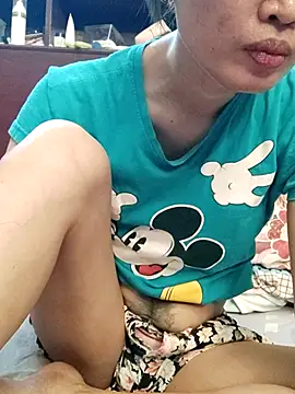 QueenSoreal webcam