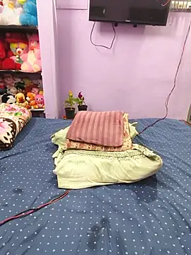 Tamil_Ishu webcam