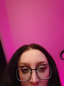 LilyOrion webcam