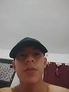 HotAndresCo live cam on StripChat