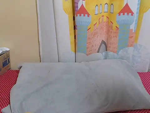 zeina_gen webcam