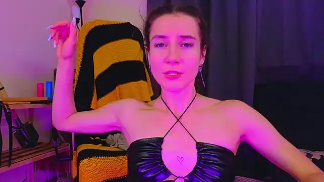 laracroftmansion webcam