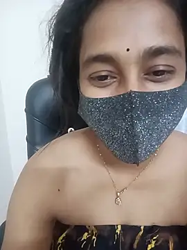 Softheart_97SN live cam on StripChat