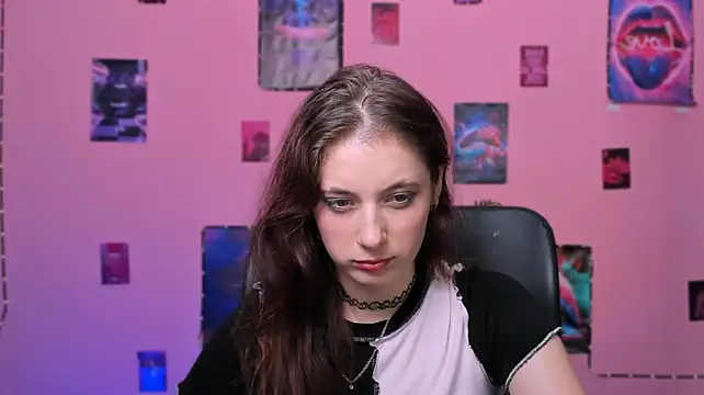 nami_glow webcam