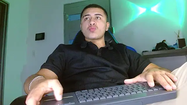 SexyBoy-Bigclit