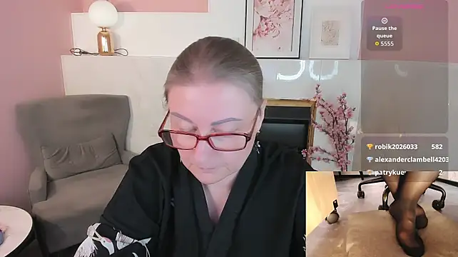 Alexandra_Kind