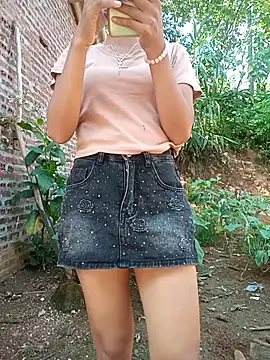 Elena_Mia webcam