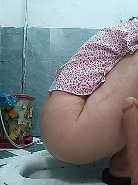 July-Asian86 webcam