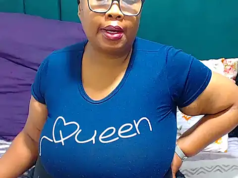 BUSTYTUMIXX23