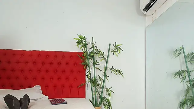 kayna_gomez