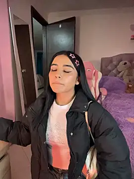 Emily-14 webcam