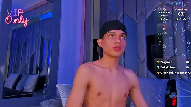 Sebax_Young webcam
