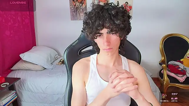 Nude_Boy18