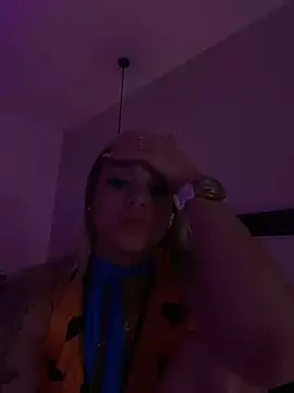 Sophie-velvet webcam