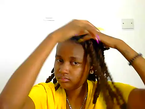 Naughtdoll webcam