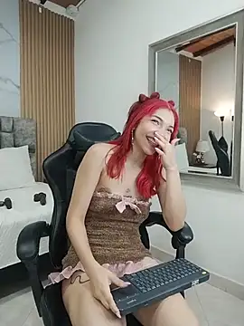 luna__velvet_