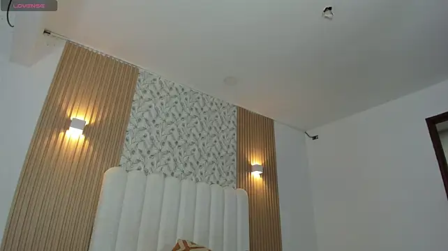 Paulinaa__ webcam