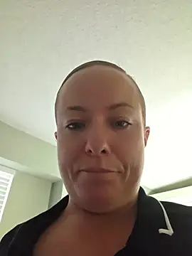 julimonroe live cam