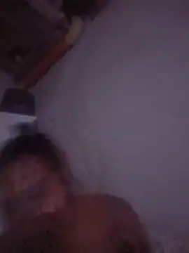 Giselabrunette25 webcam