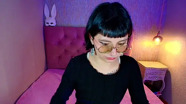 charlottemoonxz webcam